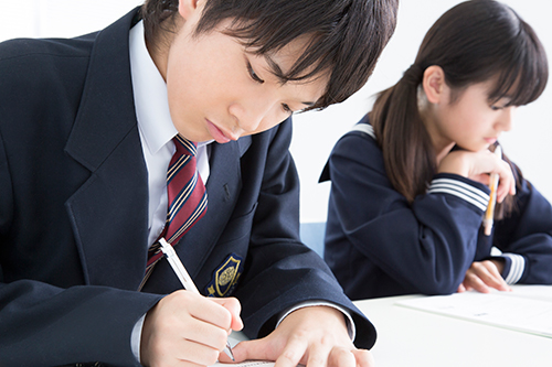 一人ひとりのペースに合わせた学習指導(公文式の導入)